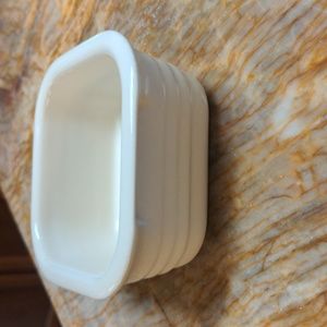 GOOD HOUSEKEEPING Small Dish or Bowl